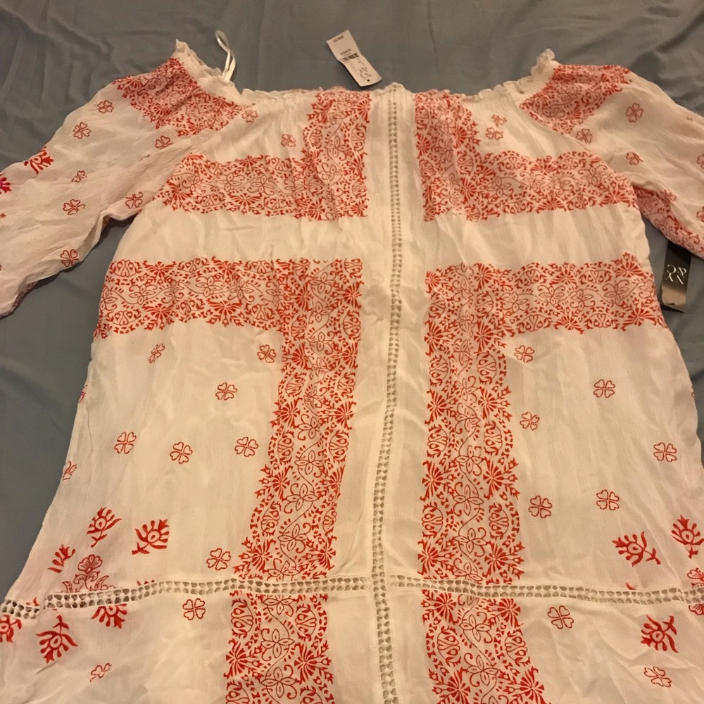 NWT Off the shoulder handkerchief dress